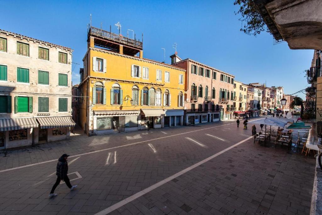 Appartamenti Superior In Via Garibaldi By Bricola Apartments Венеція Екстер'єр фото
