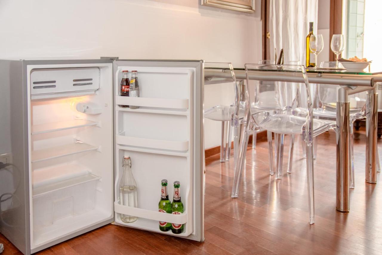 Appartamenti Superior In Via Garibaldi By Bricola Apartments Венеція Екстер'єр фото